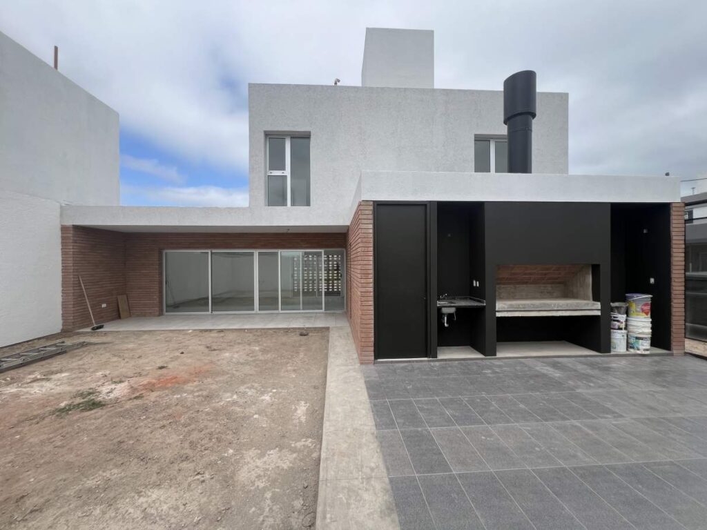 Casa en Solares de Manantiales