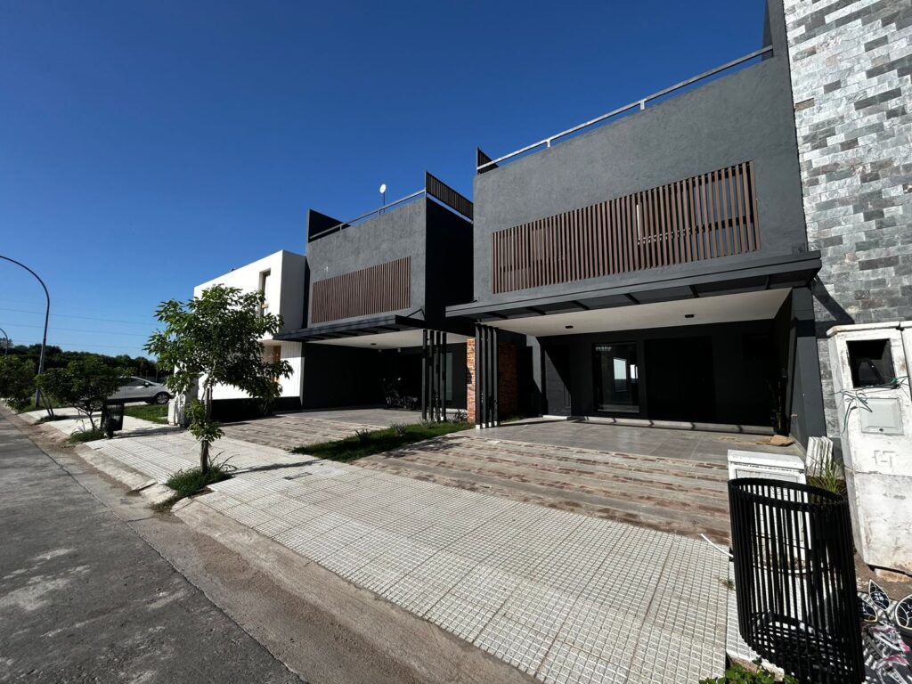 Casa en La Luisita