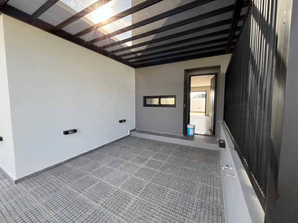 Duplex en San Ignacio Village