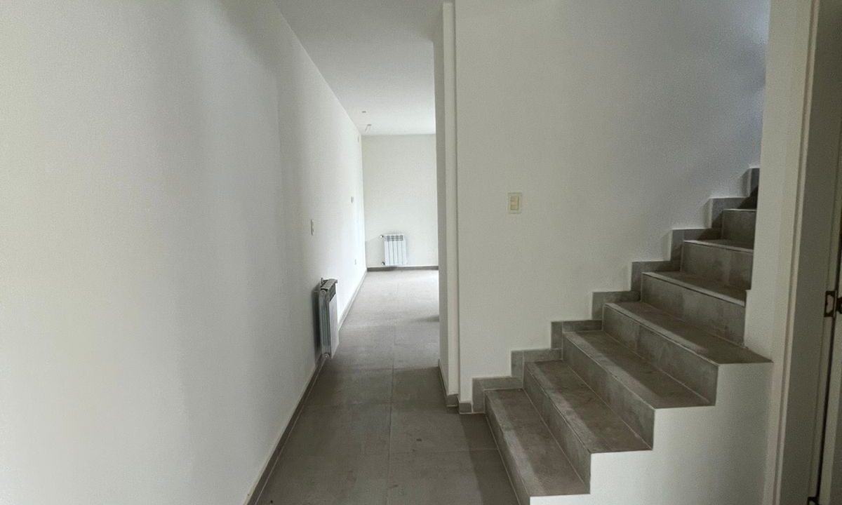 583_Fi058320.443