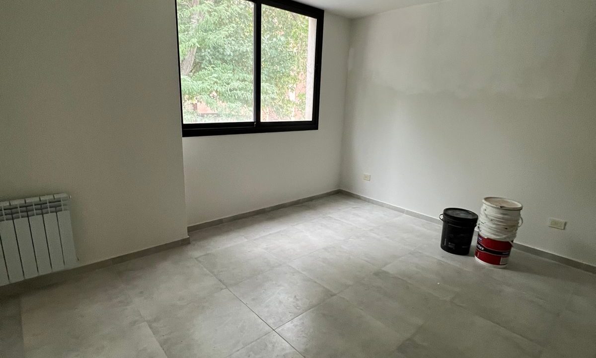583_Fi058322.443