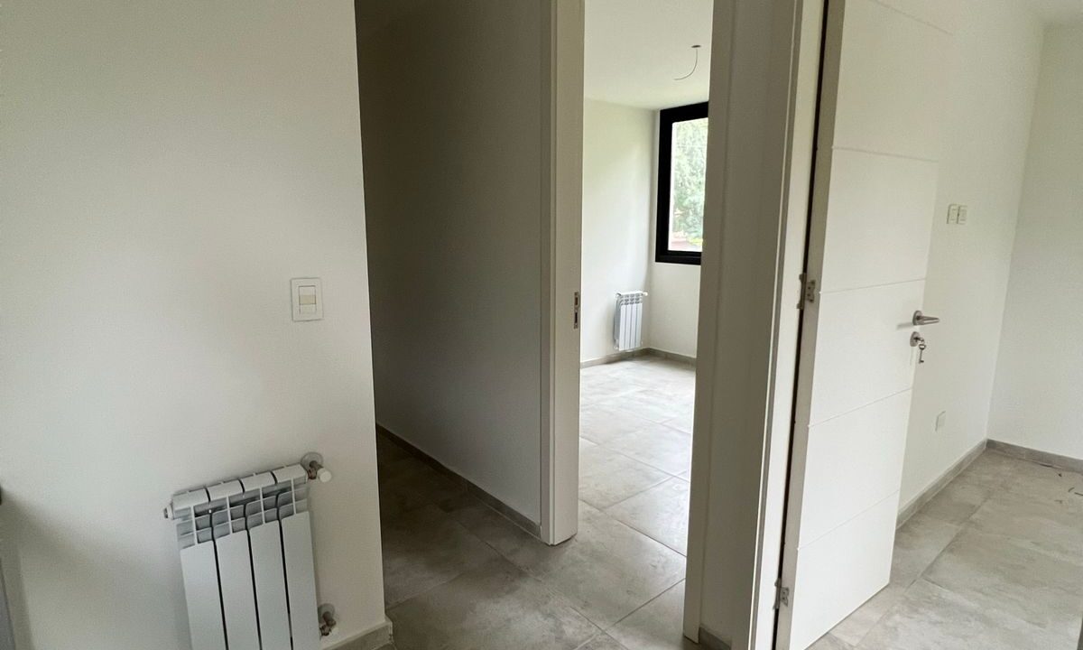 586_Fi058623.443