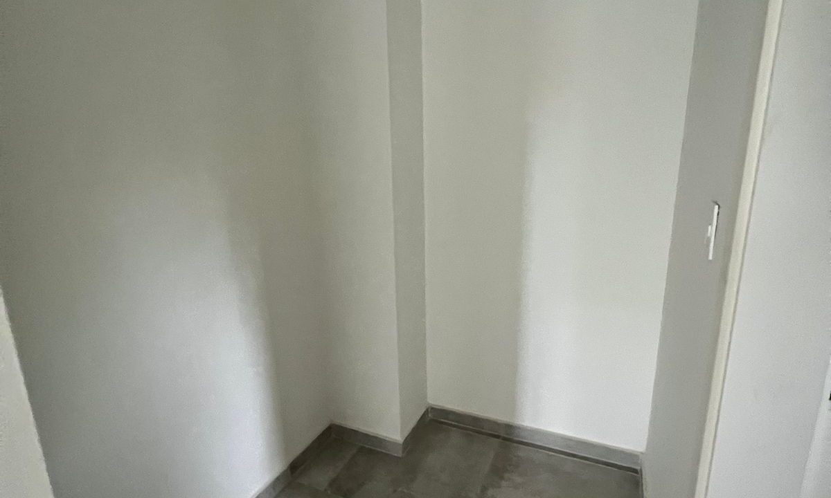 586_Fi058624.443