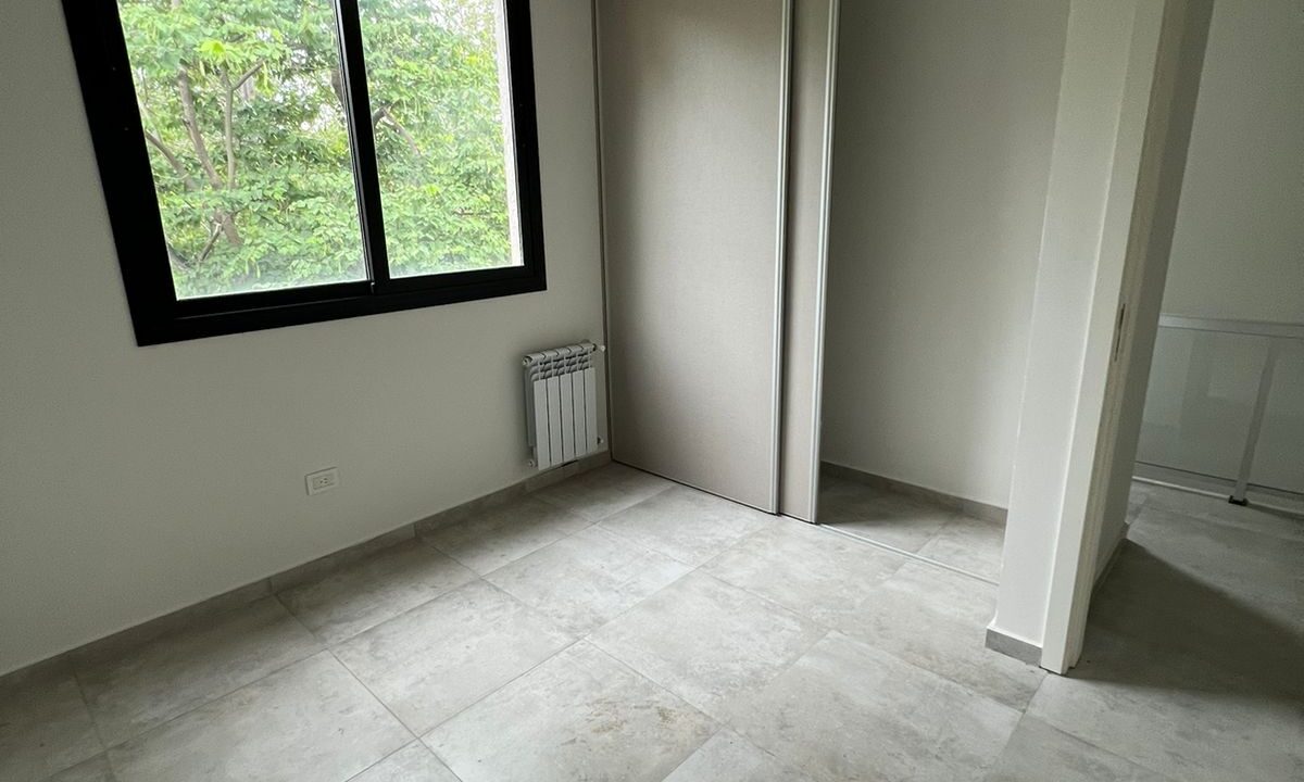 586_Fi058627.443