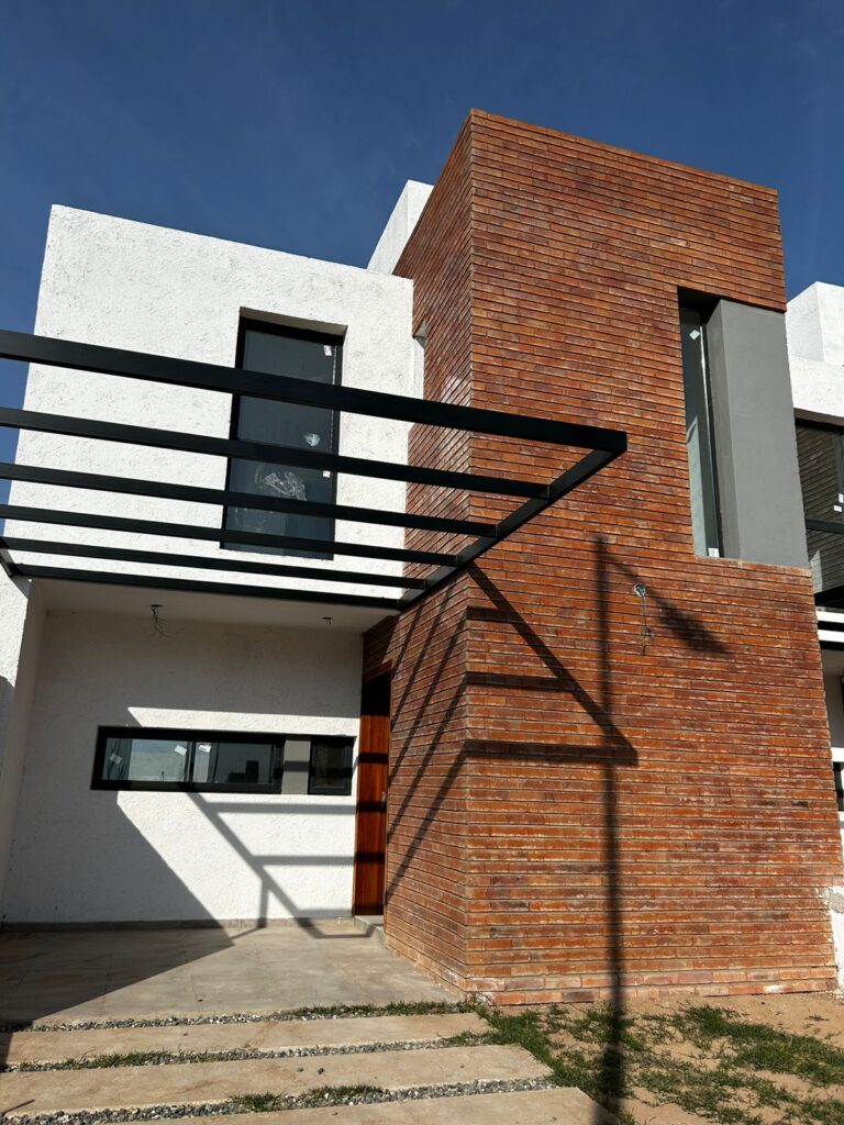 Duplex en Rincones de Manantiales