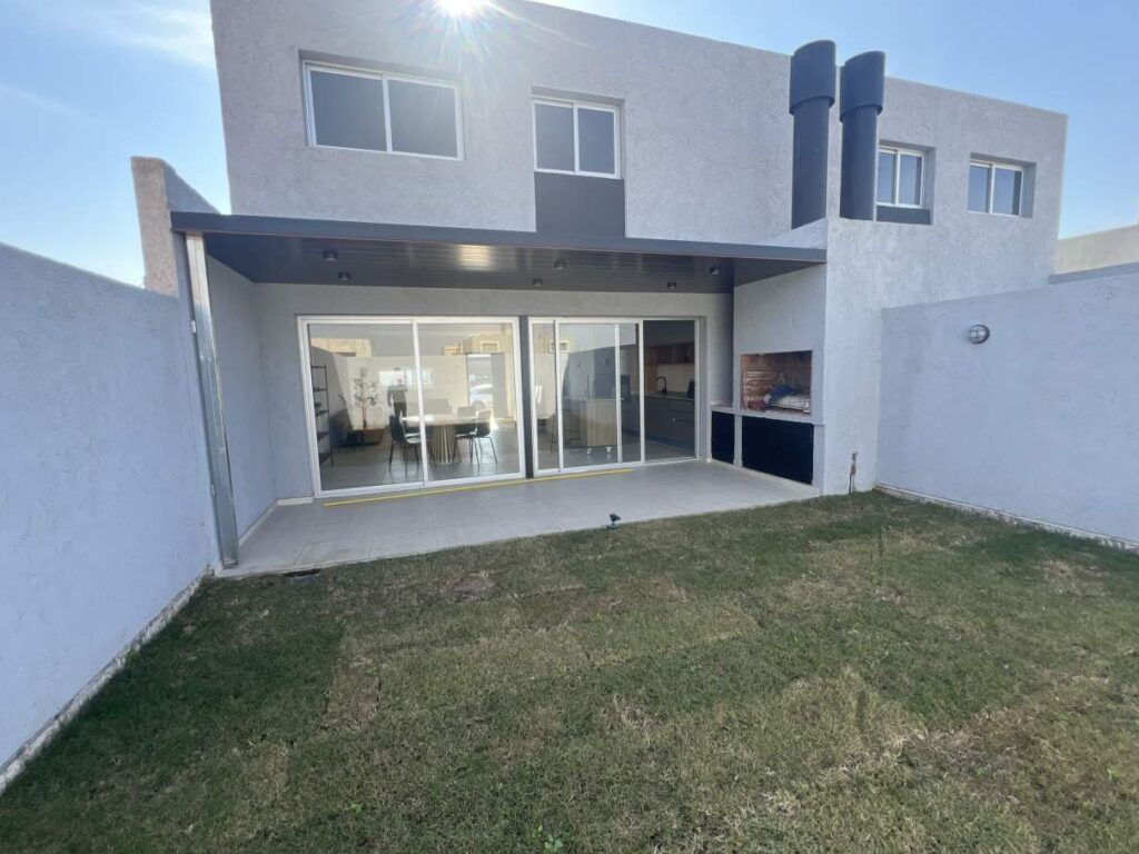 Duplex en Terrazas de Manantiales