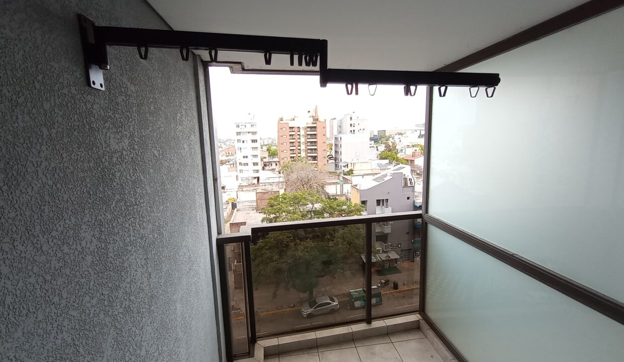 1490_Fi149045.443