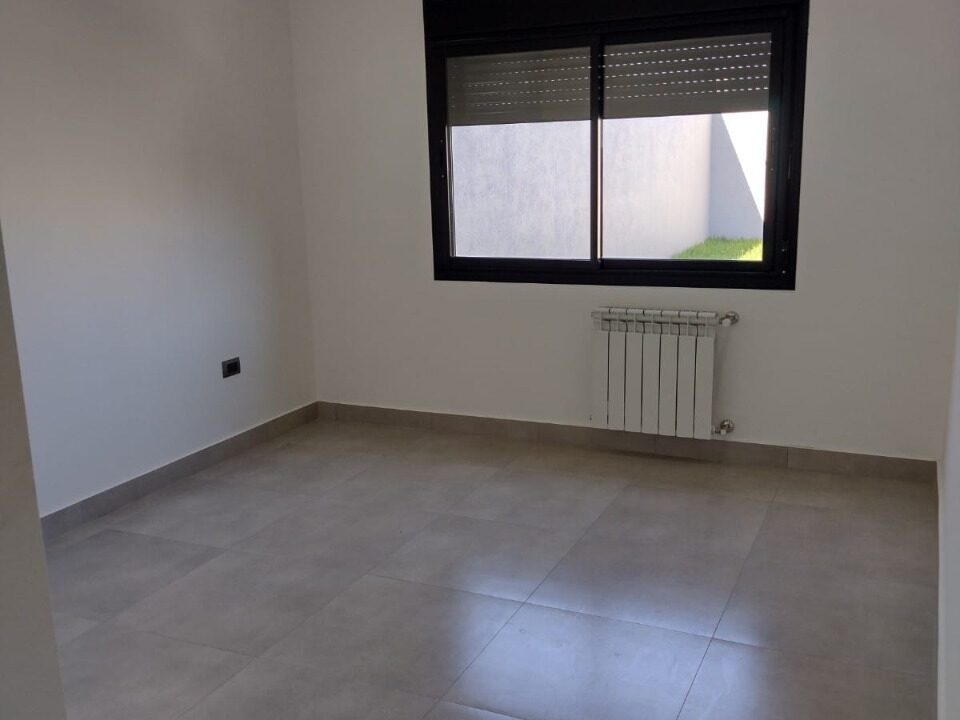 1054_Fi105489.443