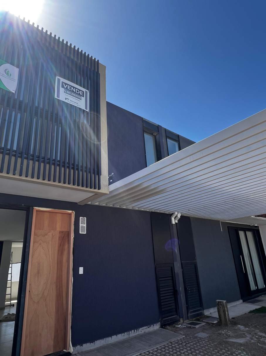 Duplex en Prados de Manantiales