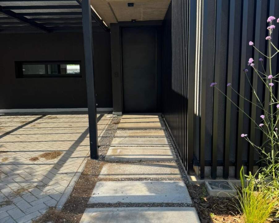 2276_Fi227625.443